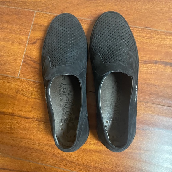 MEPHISTO DAMIEN Perforated Suede loafers slip on main image 8